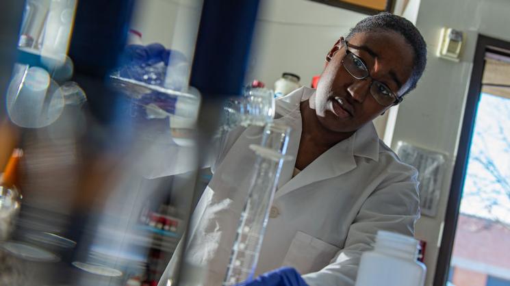 Chemical engineering graduate program moves up in U.S. News rankings