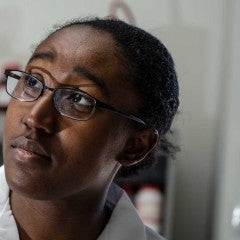 Chelsea Clark in lab